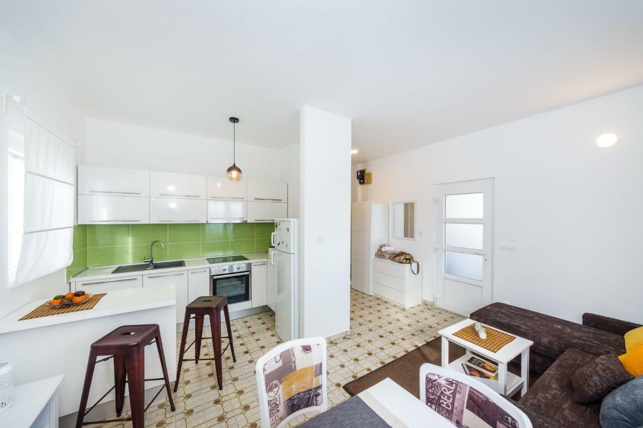 Sestrice Apartamento Drage Exterior foto